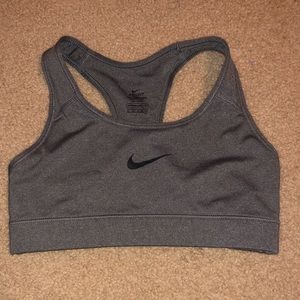 XS Nike sports bra